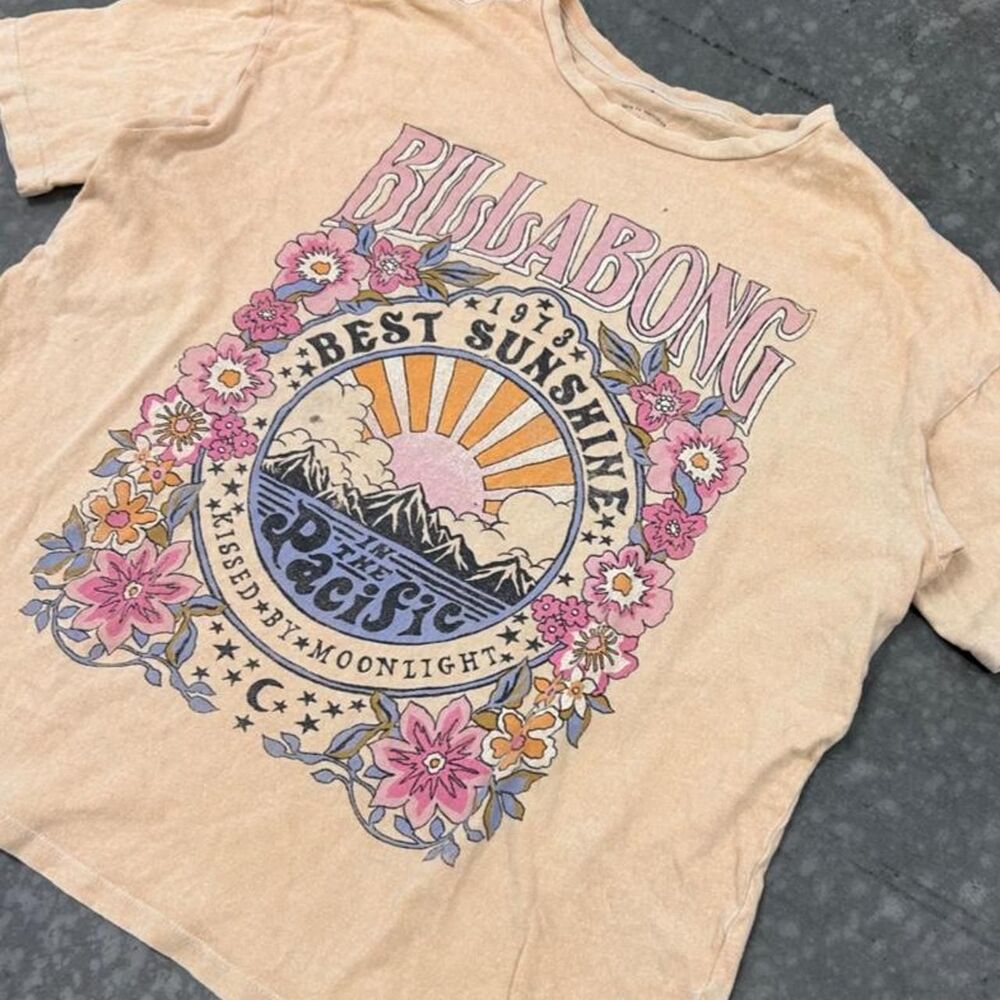 Billabong Women's Tan and Orange T-shirt